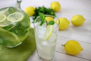 Волшебные напитки с использованием лимона и имбиря
